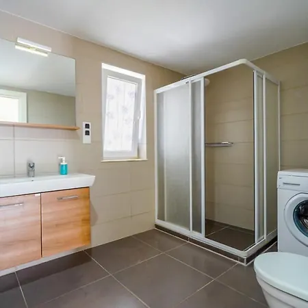 Secluded Near Beach With Private Pool In Kas Villa Yenikoy (Kas)